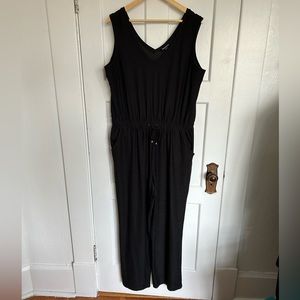 Black jumpsuit with pockets, Size XL
